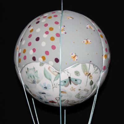 Montgolfière Papillons au jardin